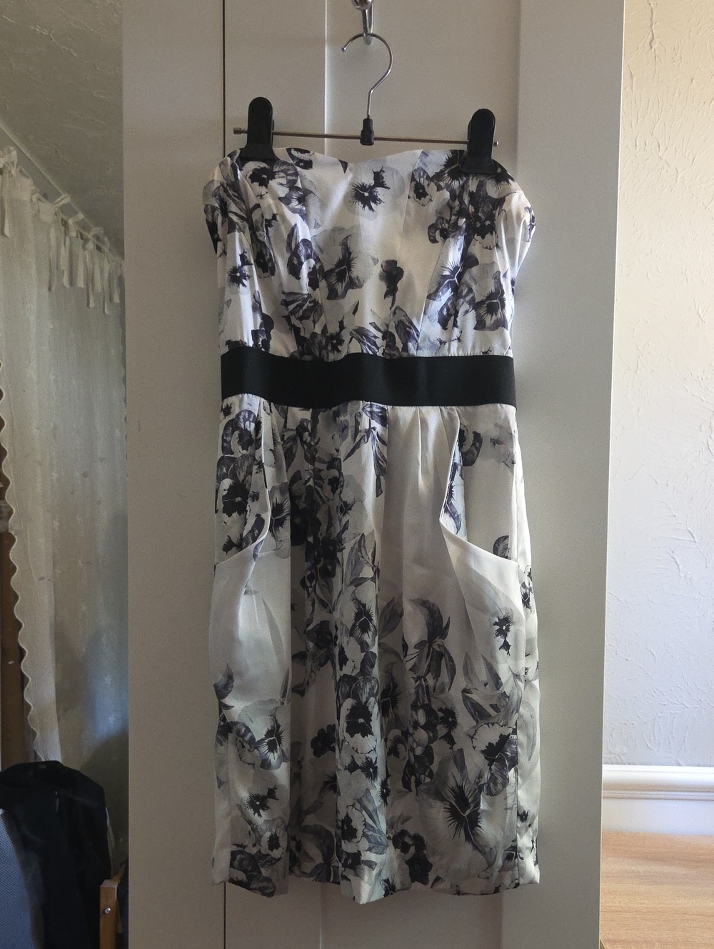 Floral Strapless Dress - Black and White